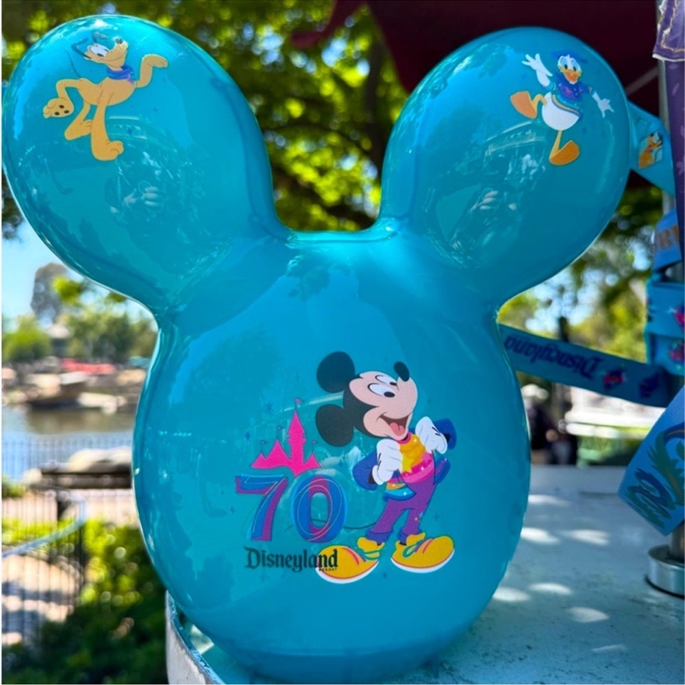 Disney Mickey Mouse Disneyland 70th Anniversary Light Up Popcorn Bucket